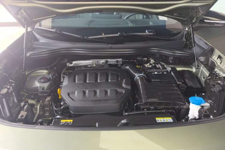 Used Volkswagen Tayron 2025 Tiguan L 380TSI 4Motion Luxury Easy Package Engine Bay