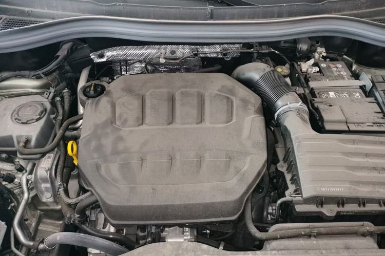 Used Volkswagen Tayron 2025 Tiguan L 380TSI 4Motion Luxury Engine Bay