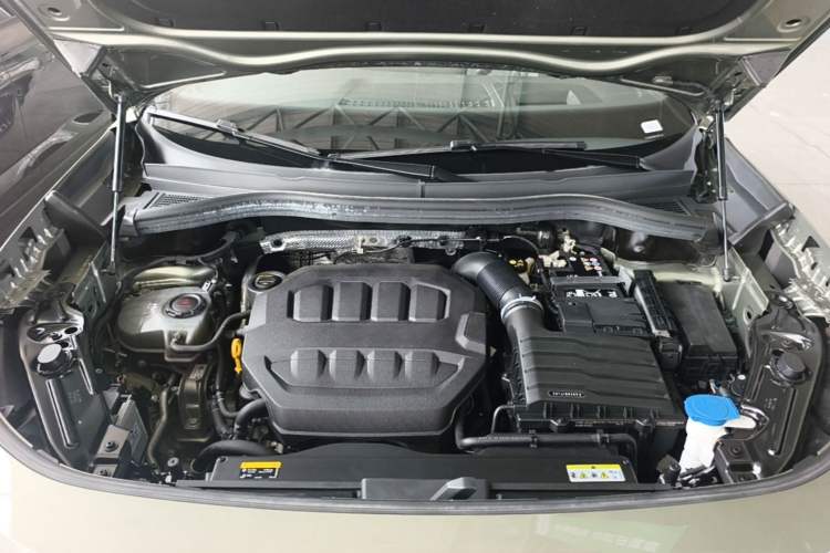 Used Volkswagen Tayron 2025 Tiguan L 380TSI 4Motion Luxury Easy Package Engine Bay