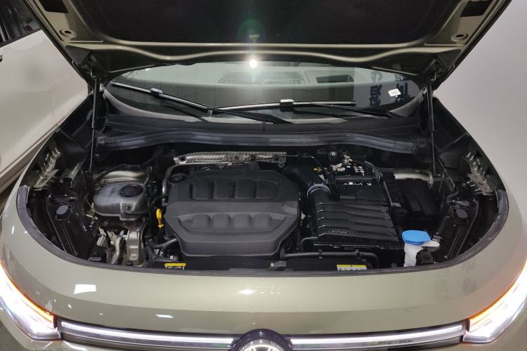 Used Volkswagen Tayron 2025 Tiguan L 380TSI 4Motion Luxury Engine Bay