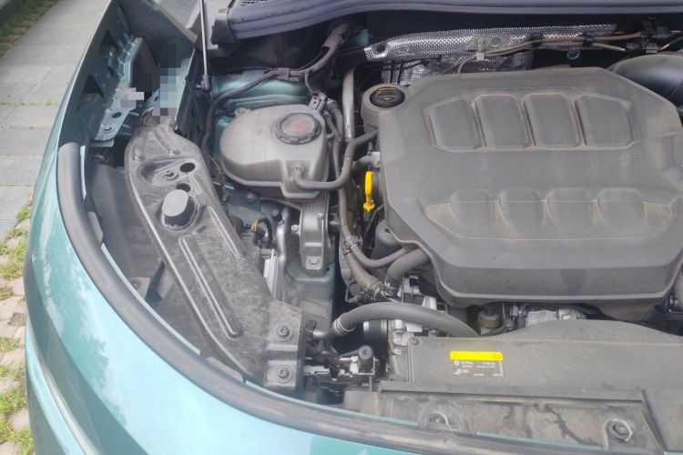 Used Volkswagen Tayron 2025 Tharu L 330TSI Two-Wheel Drive Elite City Package Engine Bay Right
