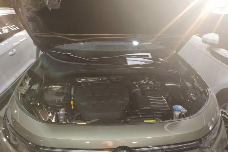 Used Volkswagen Tayron 2025 Tiguan L 380TSI 4Motion Luxury Easy Package Engine Bay