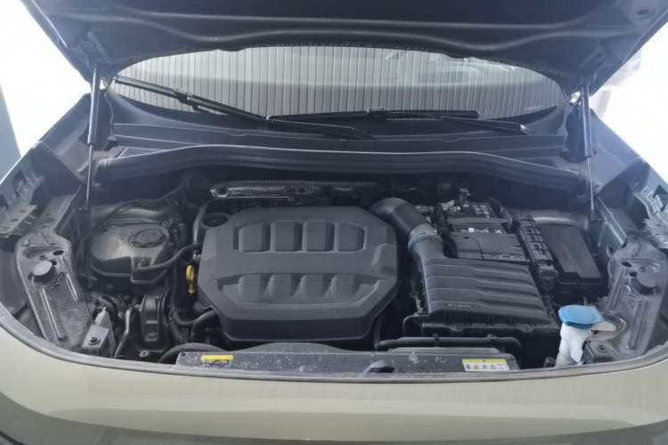 Used Volkswagen Tayron 2025 Tiguan L 380TSI 4Motion Luxury Easy Package Engine Bay