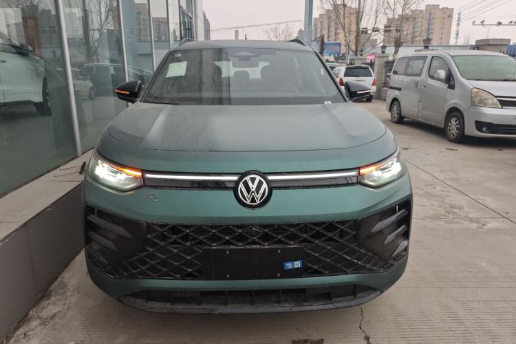 Used Volkswagen Tayron 2025 Tharu L 330TSI Two-Wheel Drive Elite City Package Exterior 1
