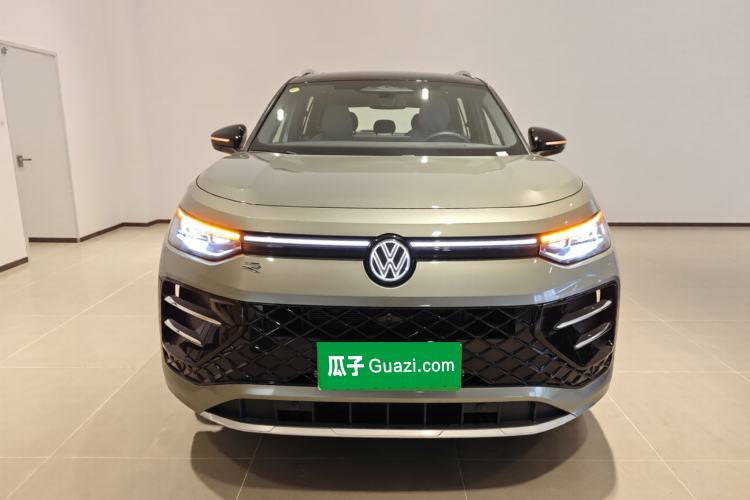 Used Volkswagen Tayron 2025 Tiguan L 380TSI 4Motion Luxury Easy Package Exterior 1