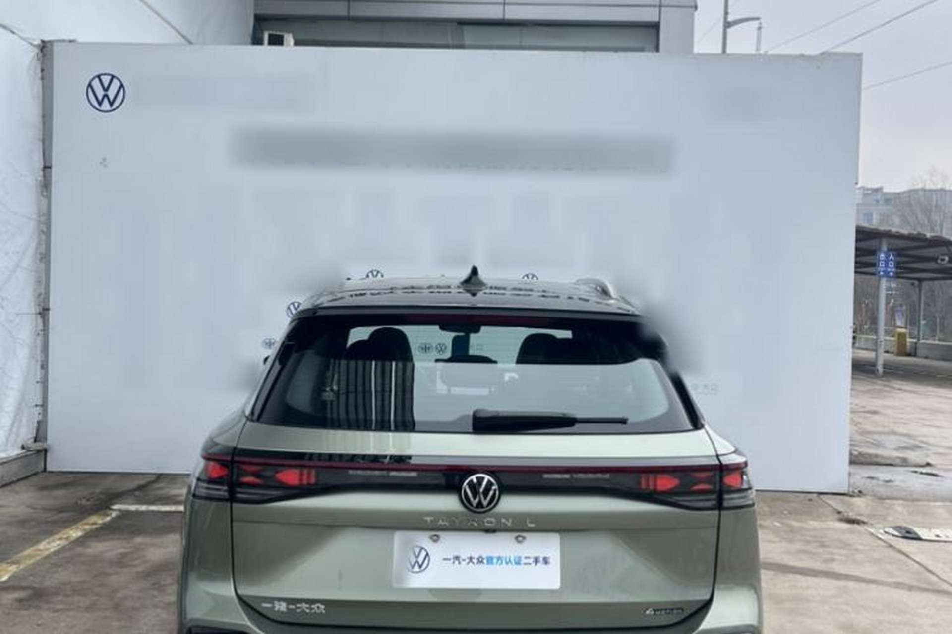 Used Volkswagen Tayron 2025 Tiguan L 380TSI 4Motion Luxury Easy Package Exterior 2