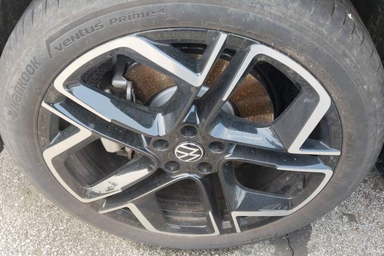 Used Volkswagen Tayron 2025 Tiguan L 380TSI 4Motion Luxury Exterior 4