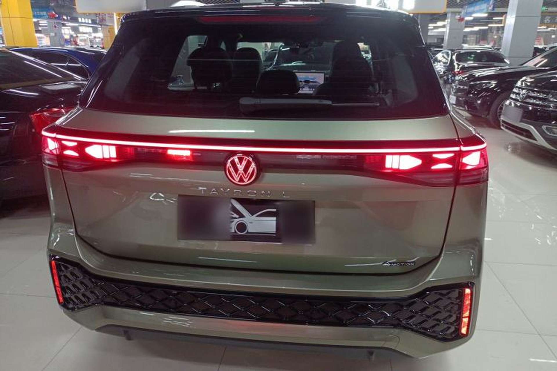 Used Volkswagen Tayron 2025 Tiguan L 380TSI 4Motion Luxury Easy Package Exterior 4