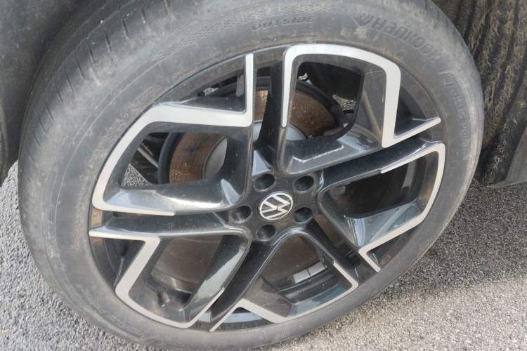 Used Volkswagen Tayron 2025 Tiguan L 380TSI 4Motion Luxury Exterior 5