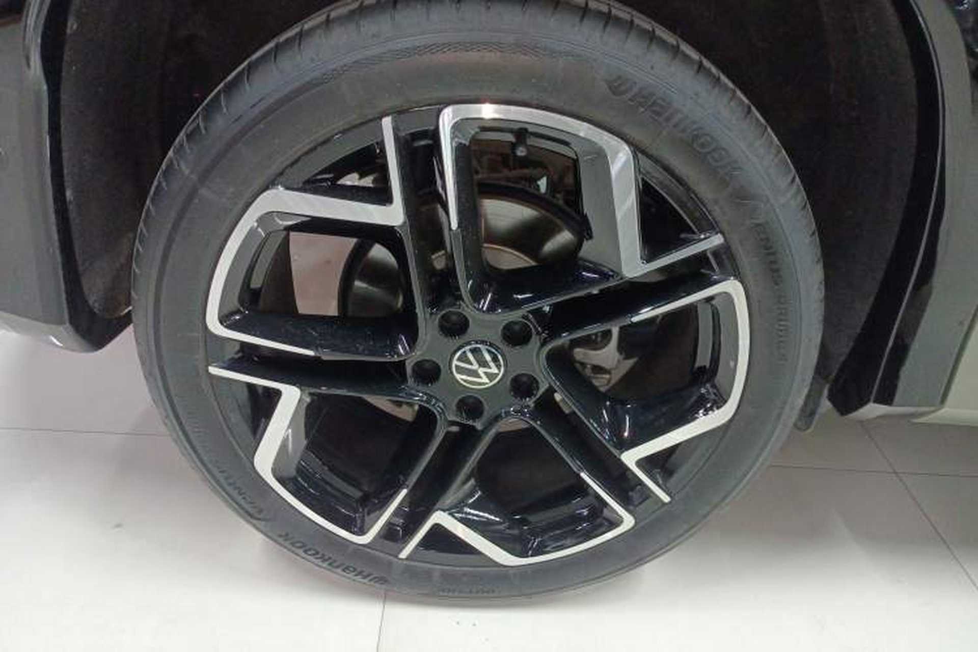 Used Volkswagen Tayron 2025 Tiguan L 380TSI 4Motion Luxury Easy Package Exterior 8
