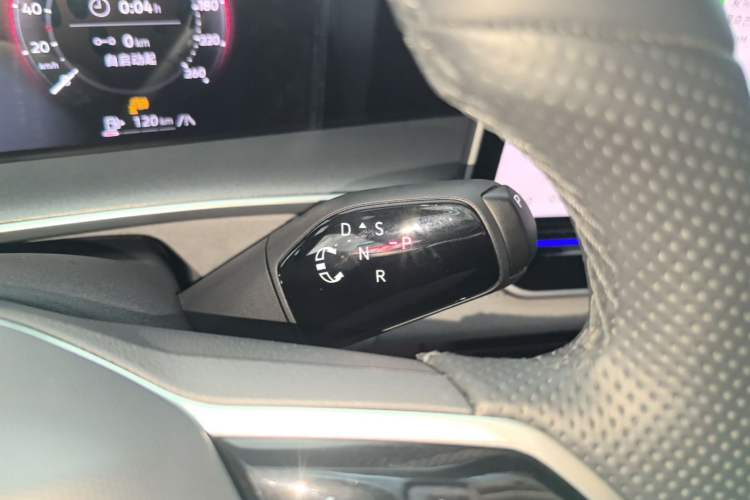 Used Volkswagen Tayron 2025 Tiguan L 380TSI 4Motion Luxury Gear Lever