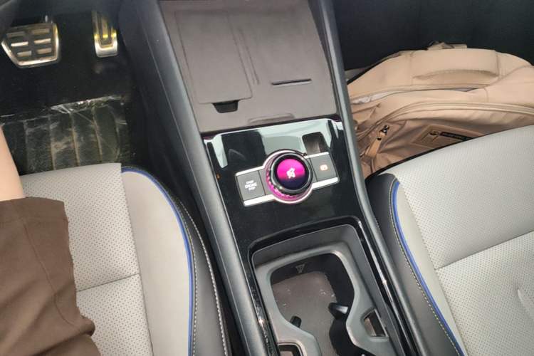 Used Volkswagen Tayron 2025 Tiguan L 380TSI 4Motion Luxury Gear Lever