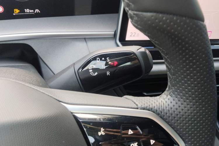 Used Volkswagen Tayron 2025 Tiguan L 380TSI 4Motion Luxury Gear Lever
