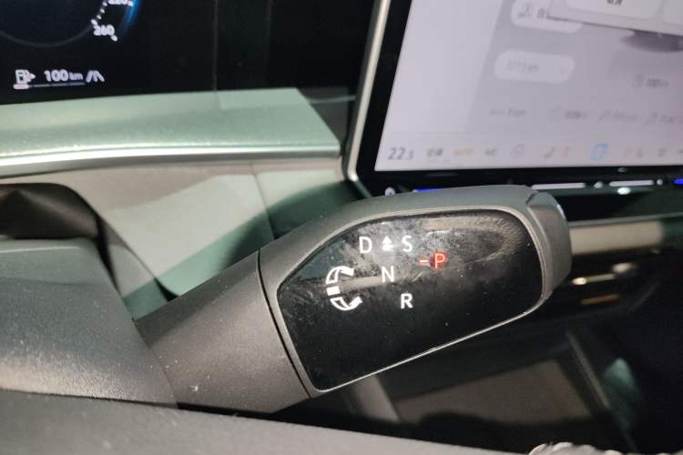 Used Volkswagen Tayron 2025 Tiguan L 380TSI 4Motion Luxury Gear Lever