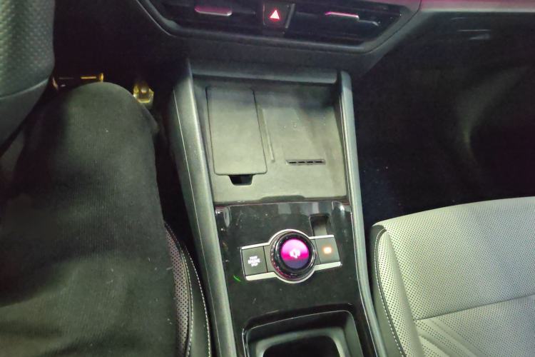 Used Volkswagen Tayron 2025 Tiguan L 380TSI 4Motion Luxury Easy Package Gear Lever