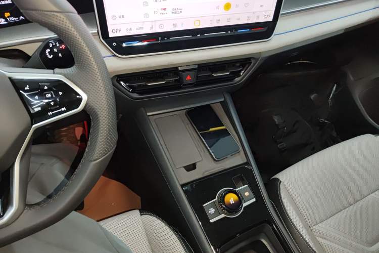 Used Volkswagen Tayron 2025 Tiguan L 380TSI 4Motion Luxury Gear Lever