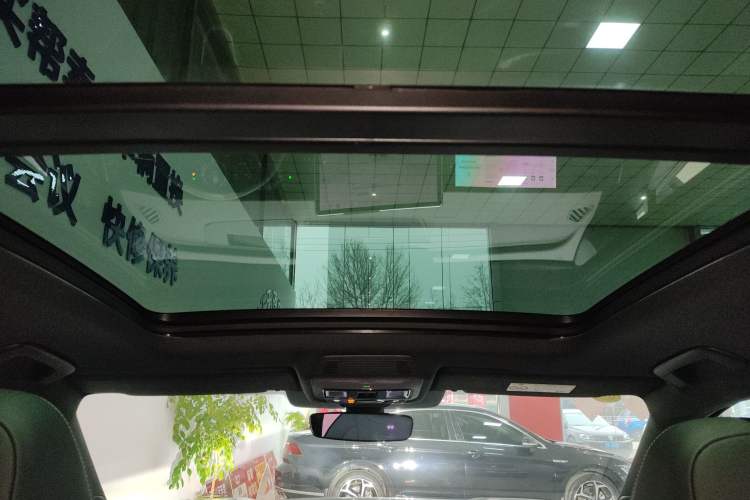 Used Volkswagen Tayron 2025 Tiguan L 380TSI 4Motion Luxury Headliner