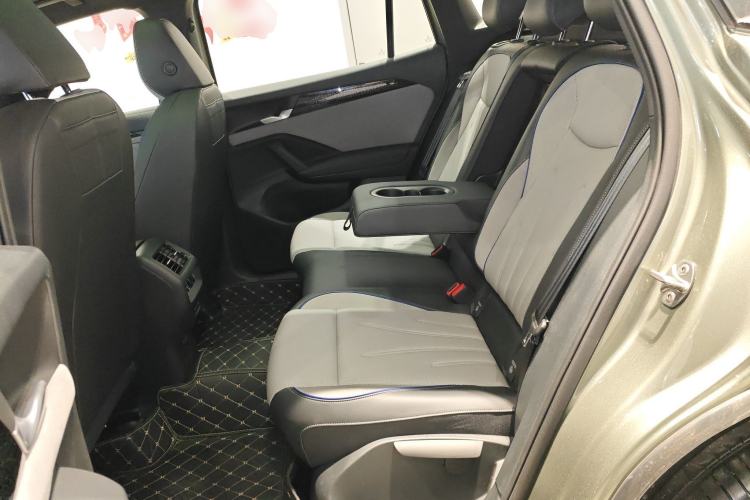 Used Volkswagen Tayron 2025 Tiguan L 380TSI 4Motion Luxury Easy Package Interior 4