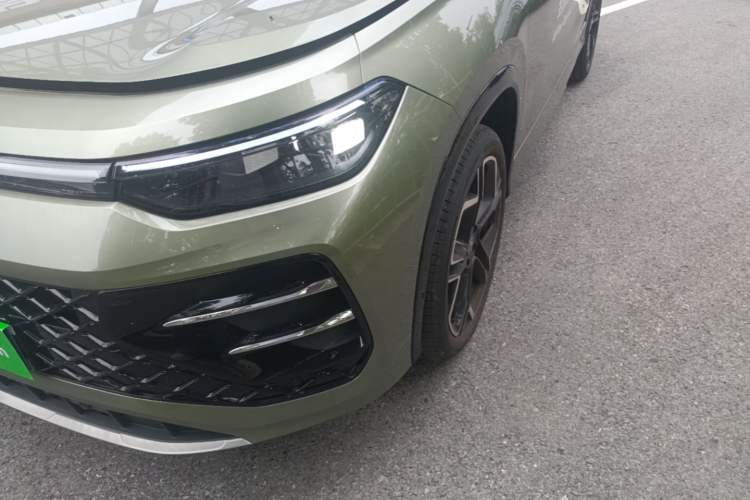 Used Volkswagen Tayron 2025 Tiguan L 380TSI 4Motion Luxury Left Front Headlight