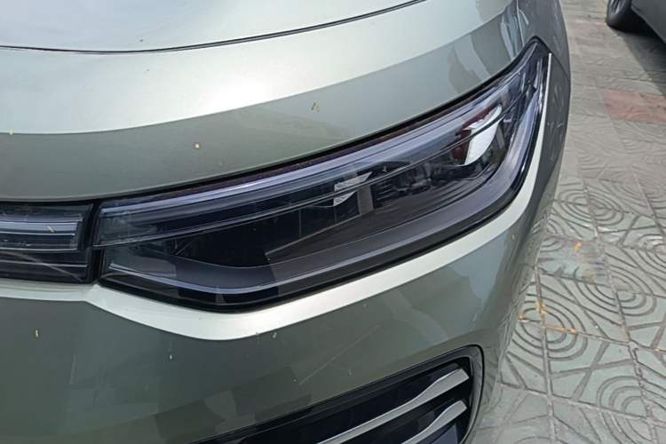 Used Volkswagen Tayron 2025 Tiguan L 380TSI 4Motion Luxury Easy Package Left Front Headlight