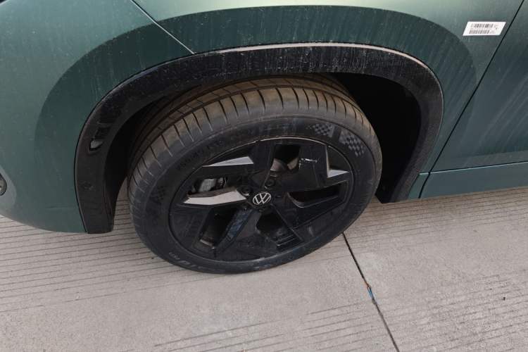 Used Volkswagen Tayron 2025 Tharu L 330TSI Two-Wheel Drive Elite City Package Left Front Wheel Hub