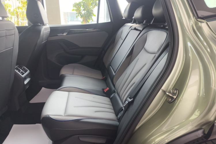 Used Volkswagen Tayron 2025 Tiguan L 380TSI 4Motion Luxury Easy Package Left Rear Seat
