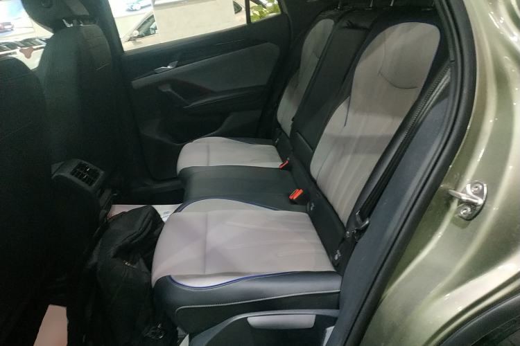 Used Volkswagen Tayron 2025 Tiguan L 380TSI 4Motion Luxury Easy Package Left Rear Seat