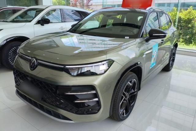 Used Volkswagen Tayron 2025 Tiguan L 380TSI 4Motion Luxury