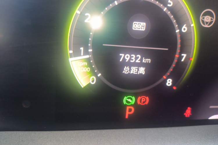 Used Volkswagen Tayron 2025 Tharu L 330TSI Two-Wheel Drive Elite City Package Odometer Close Up