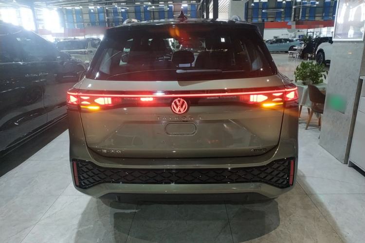 Used Volkswagen Tayron 2025 Tiguan L 380TSI 4Motion Luxury Easy Package Rear