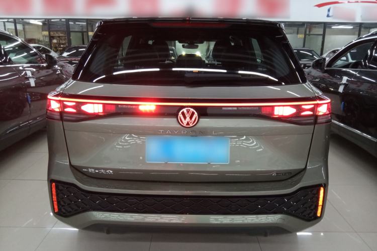 Used Volkswagen Tayron 2025 Tiguan L 380TSI 4Motion Luxury Easy Package Rear