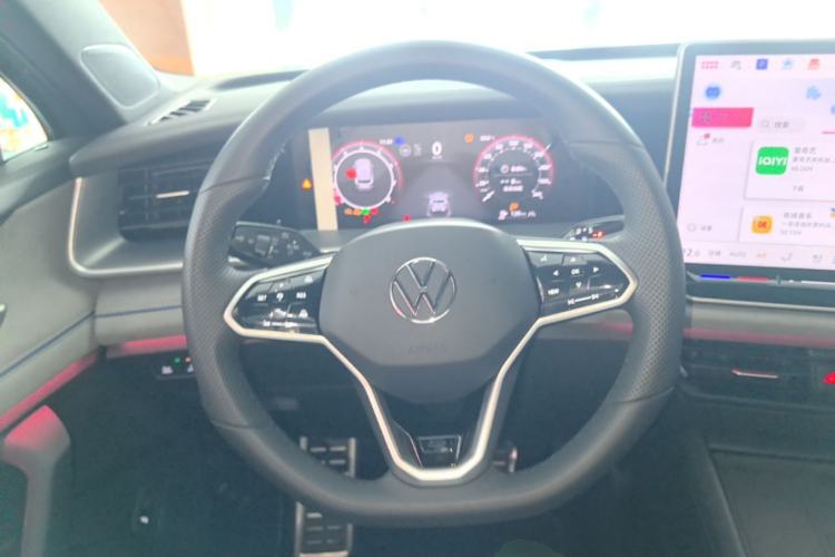Used Volkswagen Tayron 2025 Tiguan L 380TSI 4Motion Luxury Steering Wheel