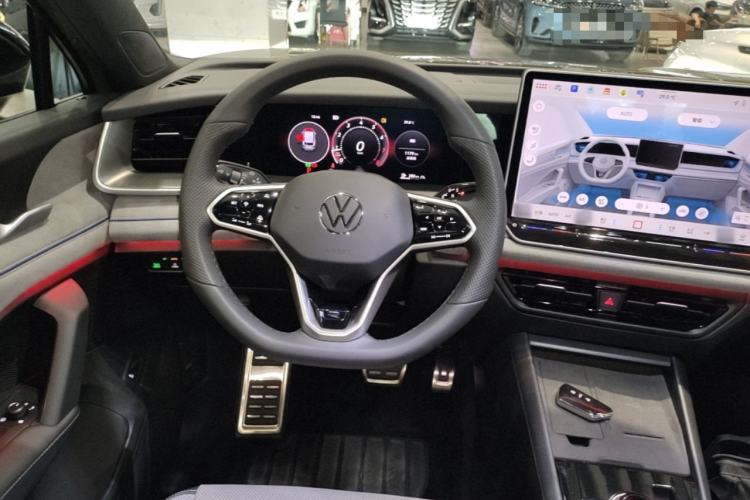 Used Volkswagen Tayron 2025 Tiguan L 380TSI 4Motion Luxury Easy Package Steering Wheel