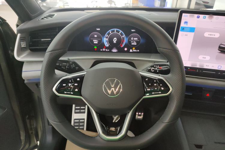 Used Volkswagen Tayron 2025 Tiguan L 380TSI 4Motion Luxury Easy Package Steering Wheel