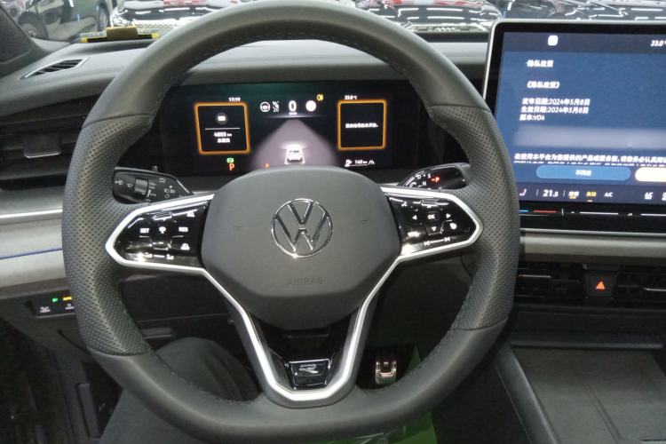 Used Volkswagen Tayron 2025 Tiguan L 380TSI 4Motion Luxury Easy Package Steering Wheel
