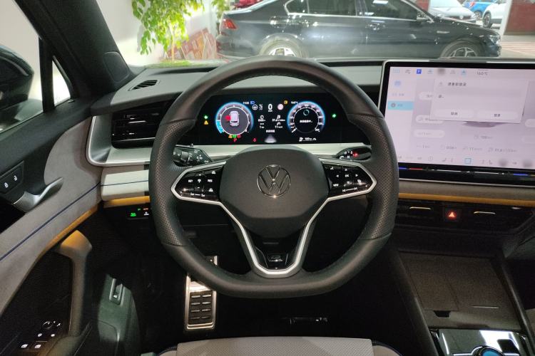 Used Volkswagen Tayron 2025 Tiguan L 380TSI 4Motion Luxury Steering Wheel