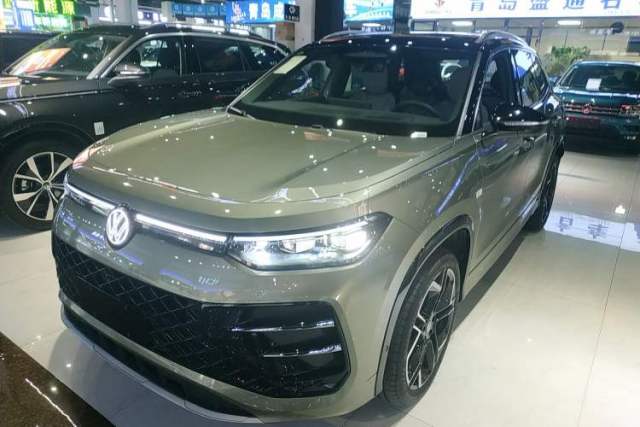 Used Volkswagen Tayron 2025 Tiguan L 380TSI 4Motion Luxury Easy Package