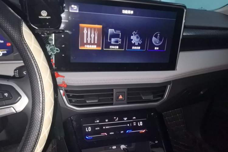 Used Volkswagen Tayron 2025 Zhongxiang Version 300TSI Audio And AC Panel