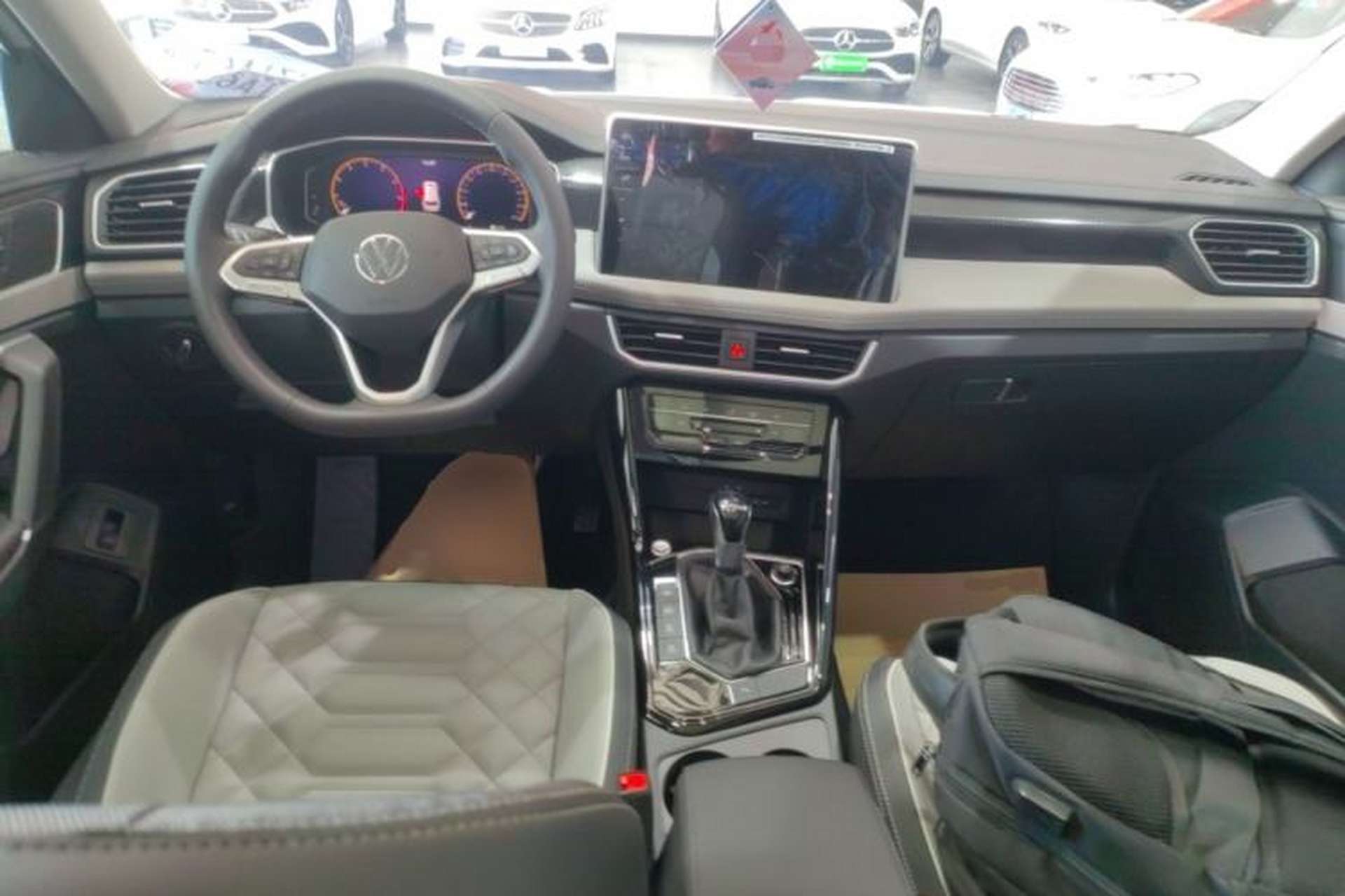 Used Volkswagen Tayron 2025 Zhongxiang Version 330TSI Center Console