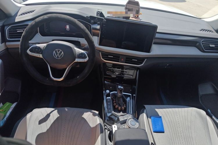 Used Volkswagen Tayron 2025 Zhongxiang Version 300TSI Center Console