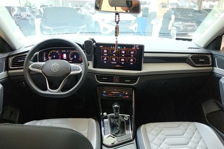 Used Volkswagen Tayron 2025 Zhongxiang Version 300TSI Center Console