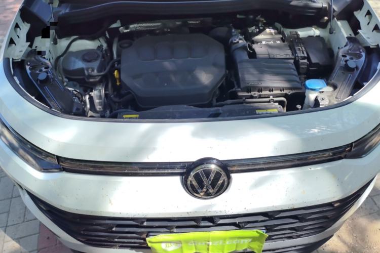 Used Volkswagen Tayron 2025 Tiguan L 330TSI Two-Wheel-Drive Elite Engine Bay