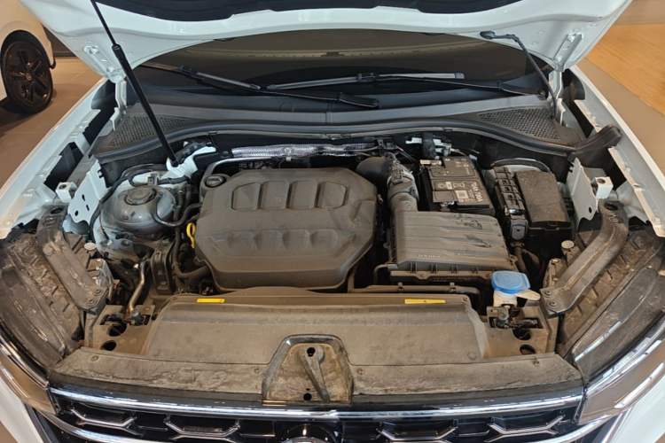 Used Volkswagen Tayron 2025 Zhongxiang Version 330TSI Engine Bay