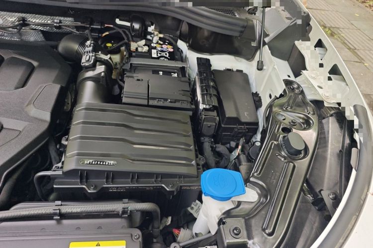 Used Volkswagen Tayron 2025 Tharu L 330TSI Two-Wheel Drive Elite City Package Engine Bay Left