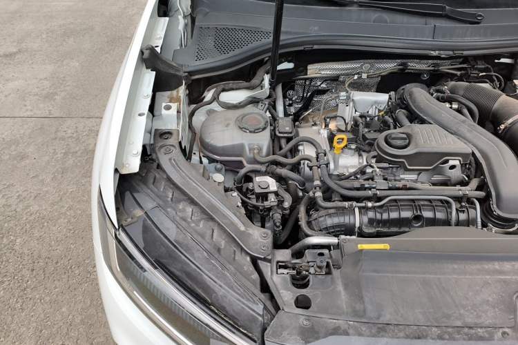 Used Volkswagen Tayron 2025 Zhongxiang Version 300TSI Engine Bay Right
