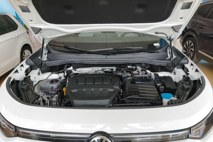 Used Volkswagen Tayron 2025 Tharu L 330TSI Two-Wheel Drive Elite City Package Engine Bay
