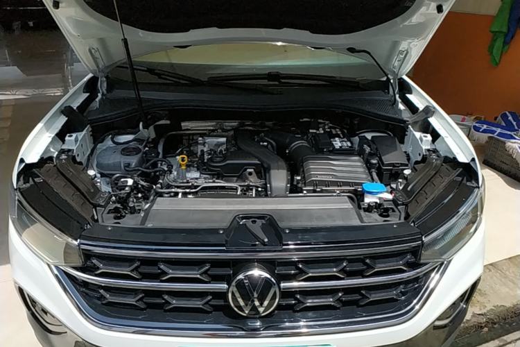 Used Volkswagen Tayron 2025 Zhongxiang Version 300TSI Engine Bay