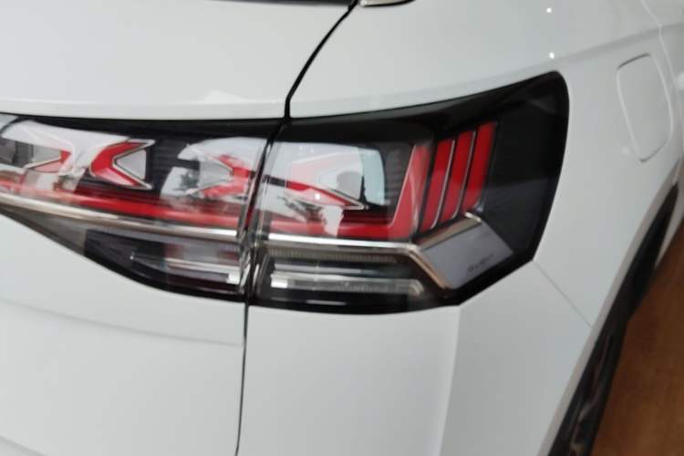 Used Volkswagen Tayron 2025 Zhongxiang Version 300TSI Exterior 3