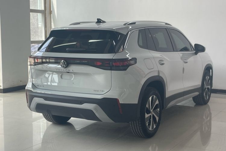 Used Volkswagen Tayron 2025 Tiguan L 300TSI Two-Wheel-Drive Elite Edition Exterior 4