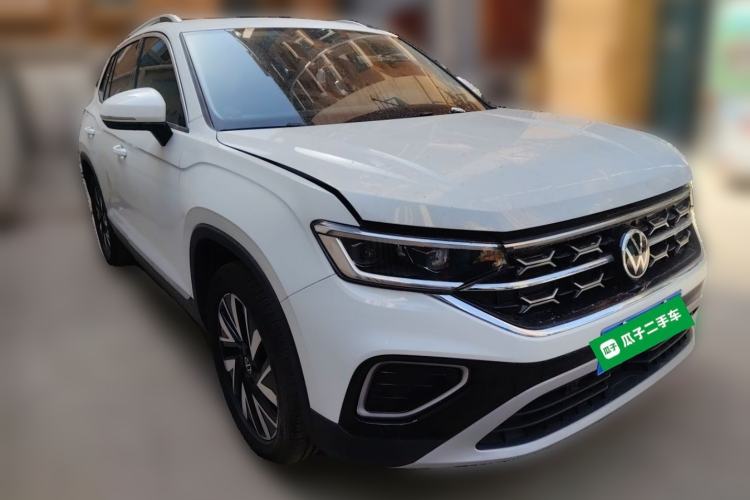 Used Volkswagen Tayron 2025 Zhongxiang Version 300TSI Front Right 45 Deg